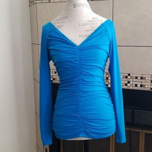 Guess semi off the shoulder shirt